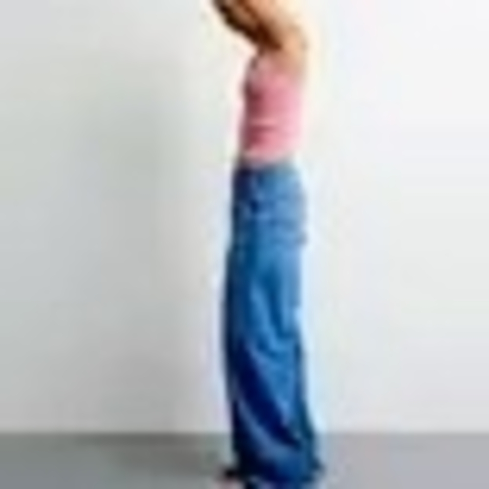 American Eagle x Sydney Sweeney Butterfly Sold Out Dreamy Drape Ultra Wide Leg 0 - Picture 9 of 9